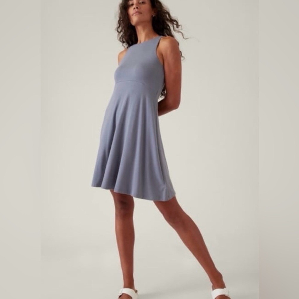 NWT ATHLETA Santorini Thera Dress Gray Mid Length Soft Travel Sleeveless MEDIUM